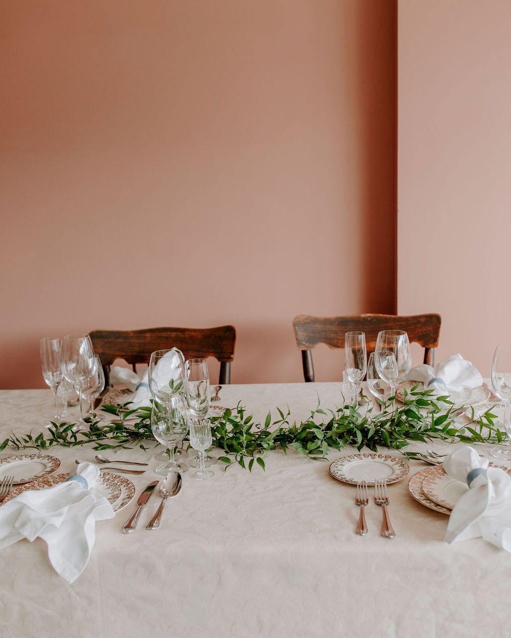 
                  
                    Foliage Garland - Wispy - Wedding Flowers - STUDIO FOLIAGE
                  
                