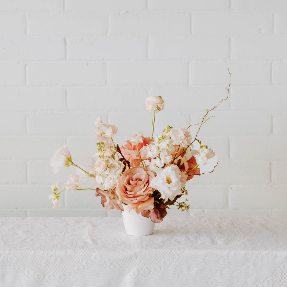 
                  
                    Table Centre - Grand
                  
                