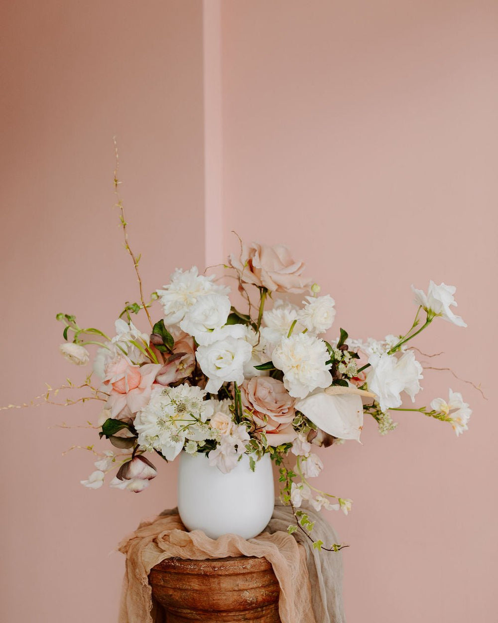 Statement Arrangement - Classic - Wedding Flowers - STUDIO FOLIAGE