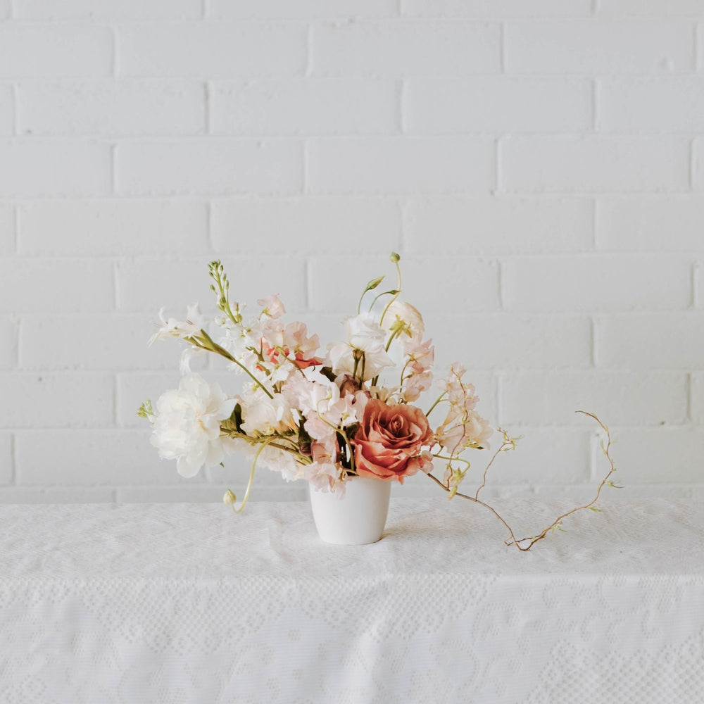 
                  
                    Table Centre - Classic - Wedding Flowers - STUDIO FOLIAGE
                  
                