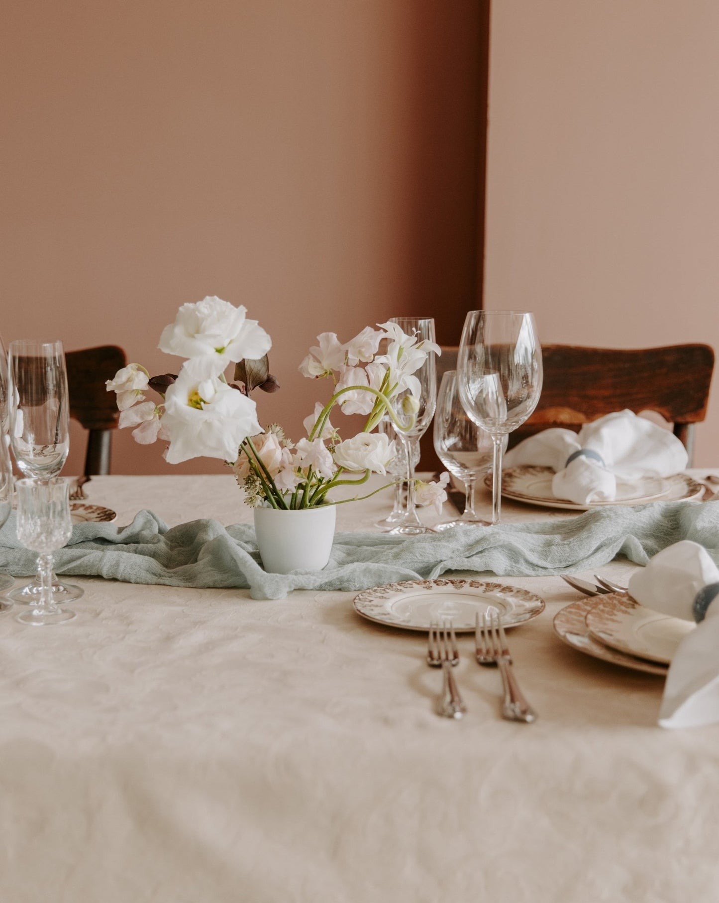 
                  
                    Table Centre - Mini - Wedding Flowers - STUDIO FOLIAGE
                  
                