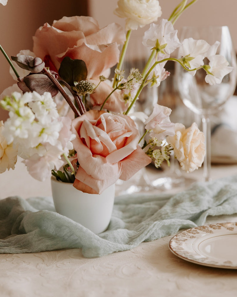 
                  
                    Table Centre - Petite - Wedding Flowers - STUDIO FOLIAGE
                  
                